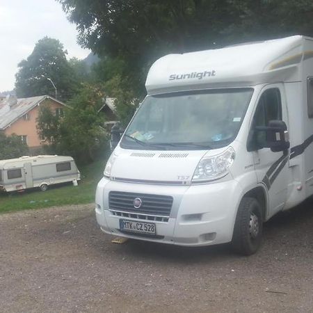 Camping Aviator, Numai Teren, Campare Pentru Rulote Autorulote Personale, Campingul Nu Are Rulote !!! Busteni Exterior photo